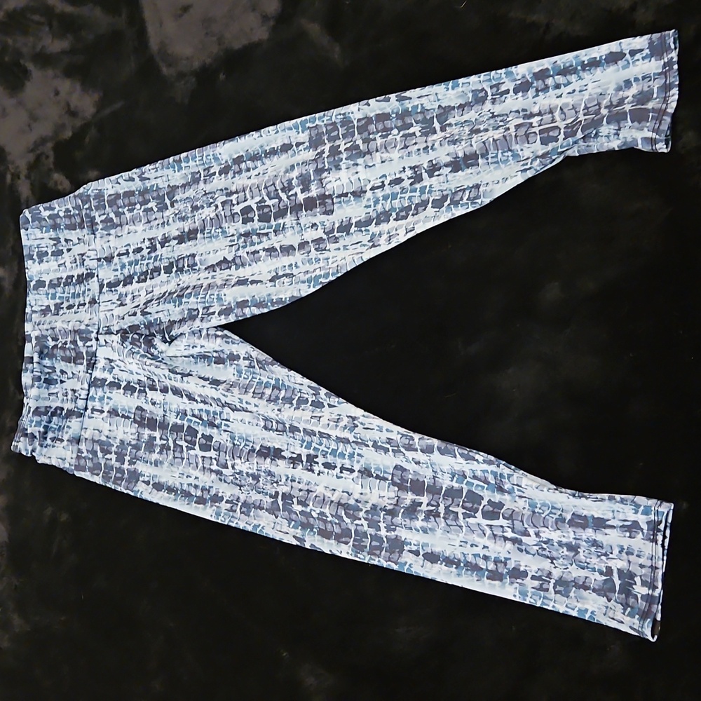 EUC Onzie Yoga Leggings 2 Pairs - Sz L - Picture 10 of 16